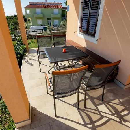 Lara-3d Villa Sveti Filip i Jakov