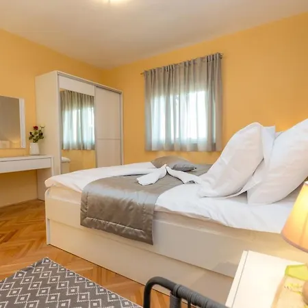 Villa Lara-3d Sveti Filip i Jakov